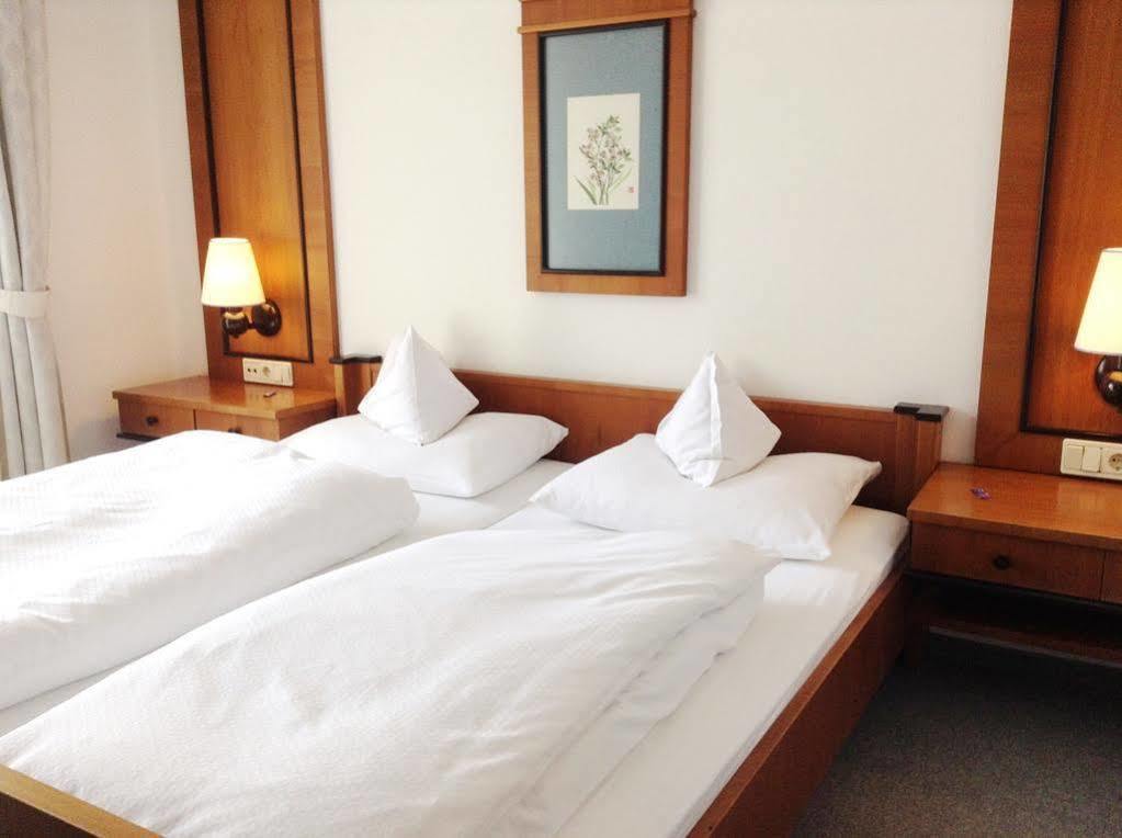 Hotel Gruenes Tuerl Bad Schallerbach Εξωτερικό φωτογραφία