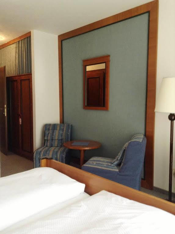 Hotel Gruenes Tuerl Bad Schallerbach Εξωτερικό φωτογραφία