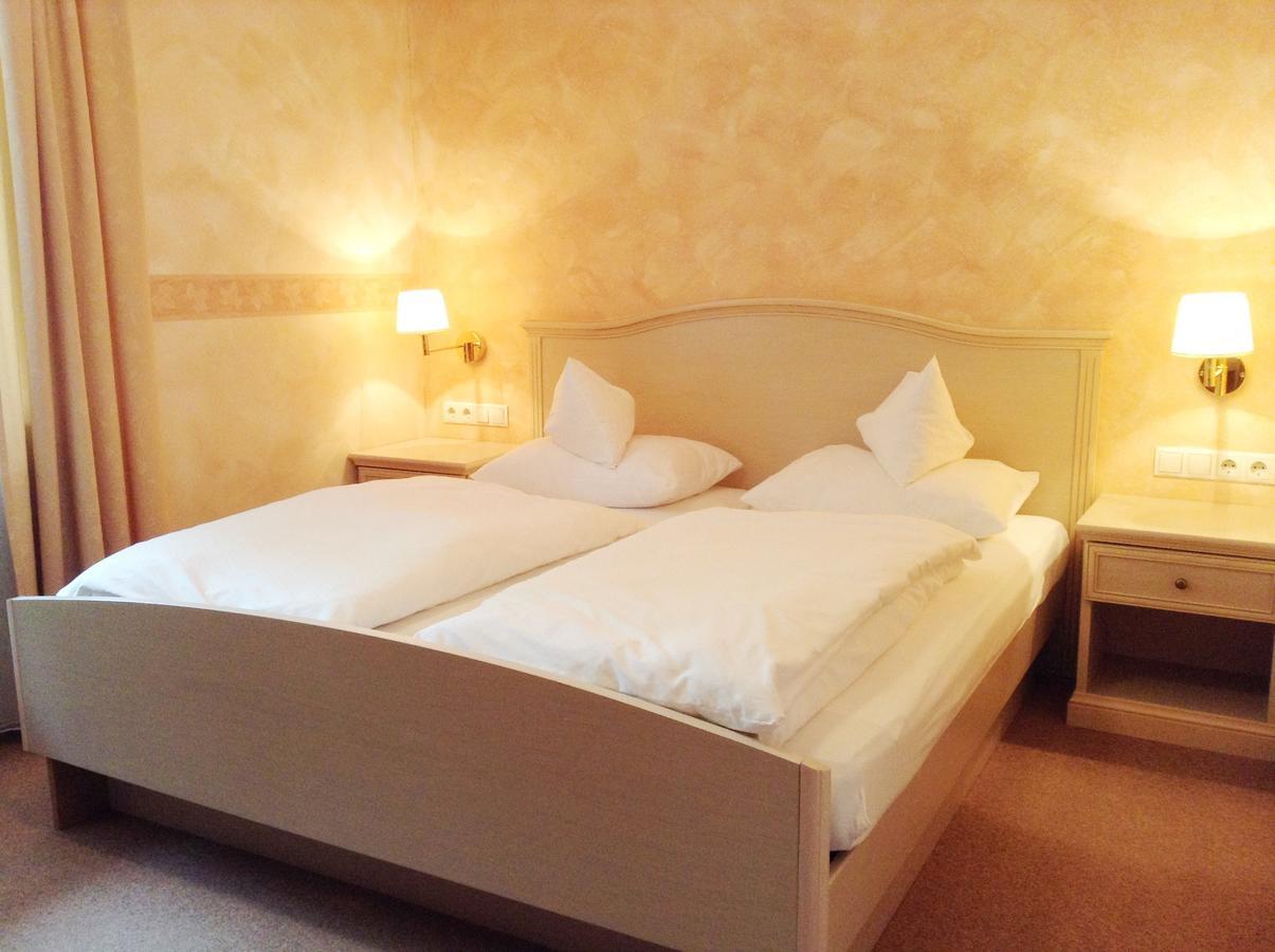 Hotel Gruenes Tuerl Bad Schallerbach Δωμάτιο φωτογραφία
