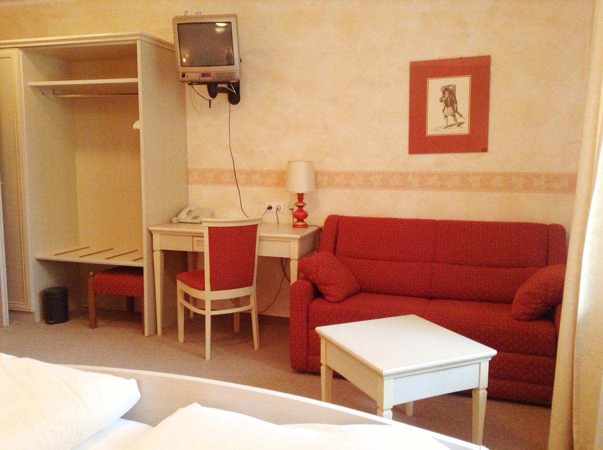 Hotel Gruenes Tuerl Bad Schallerbach Δωμάτιο φωτογραφία